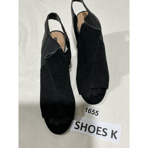 Womans Tahari Mercy Black Suede Peep Toe Chunky Heel Shoe Bootie 9 M Side Zip